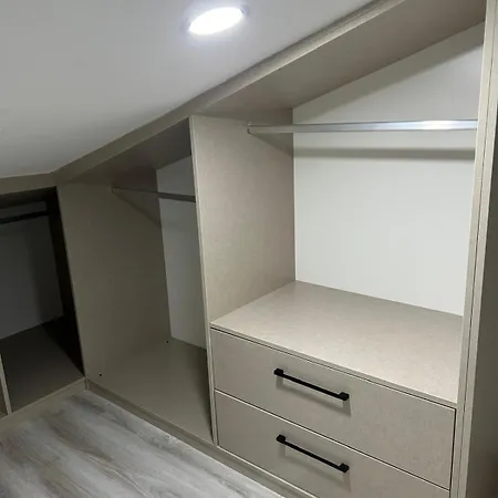بيت للعطل A New House On Aegean Cost كوشاداسيه